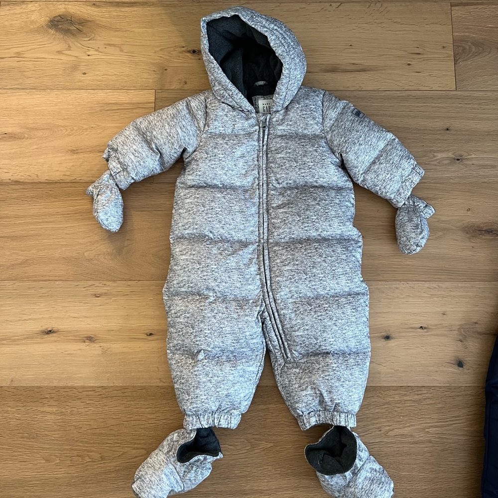 Baby Gap Down Snow Suit  Size 12 - 18 Months Heathered Grey Bunting